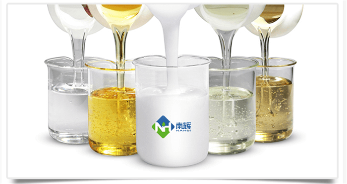 (圖:南輝紡織顏料分散劑樣品)