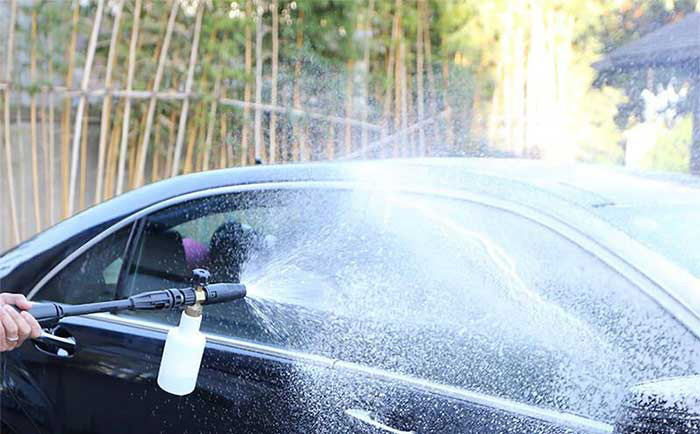 (圖:除油劑消泡劑的作用)